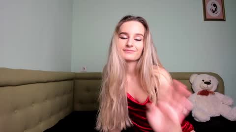 Snapshot of alexasweetblonde chatting on December 31, 2024, 8:34 pm Alexa online show from December 31, 2024, 8:34 pm