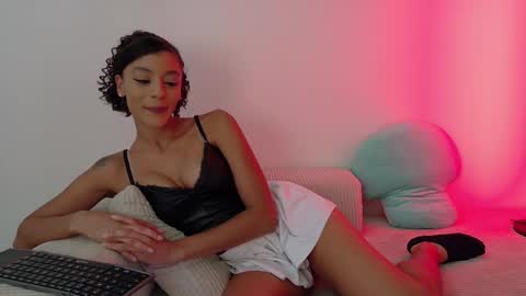 Snapshot of alexawildxo chatting on October 21, 2025, 9:15 pm Alexa online show from October 21, 2025, 9:15 pm