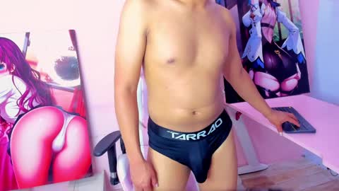 Alexdennus online show from April 7, 2026, 2:50 pm