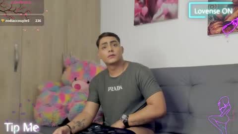 Alex  online show from April 16, 2026, 8:09 pm