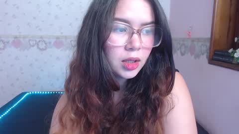 Alexia online show from February 3, 2025, 12:03 pm