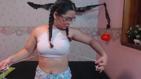 Alexia online show from October 20, 2025, 12:16 pm