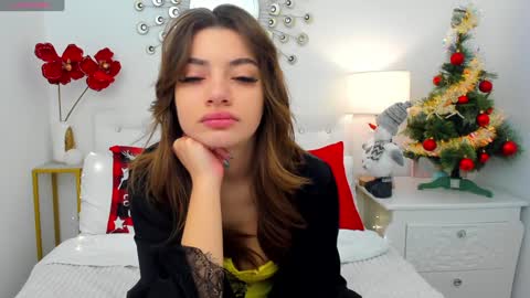 Snapshot of alexiisocean chatting on December 10, 2024, 6:11 am Alexis online show from December 10, 2024, 6:11 am