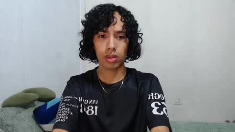 Alexis online show from December 5, 2025, 2:47 pm