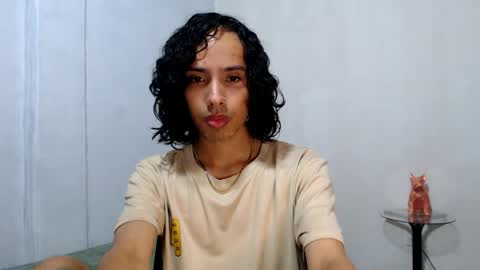 Alexis online show from April 4, 2026, 2:14 pm