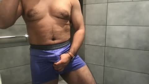 Snapshot of alexis69mm chatting on December 25, 2024, 2:14 am Alex online show from December 25, 2024, 2:14 am