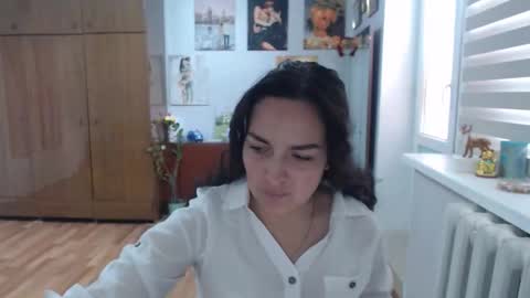 AlexisMillers online show from October 23, 2025, 9:08 am