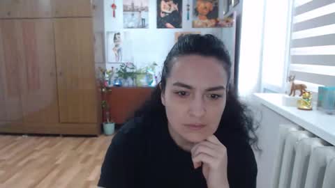 AlexisMillers online show from June 5, 2026, 9:26 am