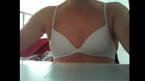 Alexia online show from October 6, 2025, 9:18 am