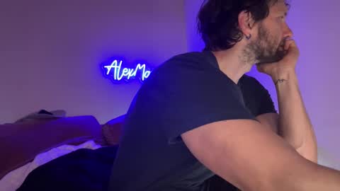 Alex Mann online show from November 27, 2025, 2:41 pm