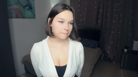 Alex online show from November 21, 2025, 8:18 pm