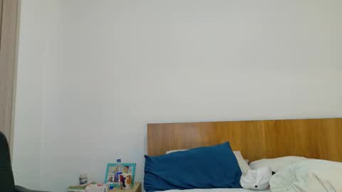 Alex online show from March 8, 2026, 2:04 am