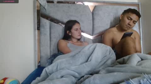 alex y luisa online show from March 16, 2026, 2:32 pm