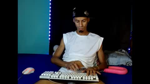 Alexx online show from October 19, 2025, 3:29 am