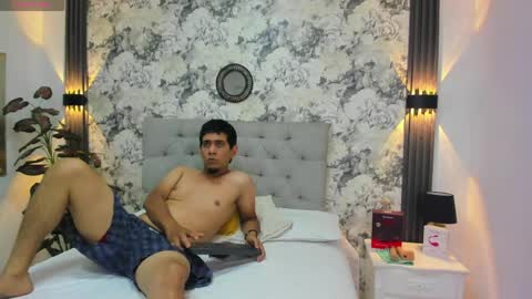 Snapshot of alexxa_and_sadman chatting on April 21, 2026, 7:39 pm alexxa and sadman online show from April 21, 2026, 7:39 pm