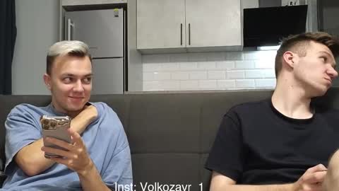 AlexDimaIgor online show from October 28, 2025, 8:11 pm