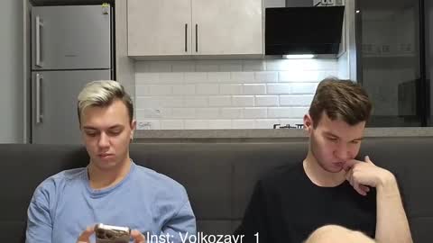 AlexDimaIgor online show from November 13, 2025, 7:35 pm