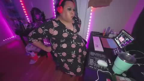 Snapshot of alexxxis2011x3 chatting on January 26, 2025, 3:27 am alexxxis2011x3 online show from January 26, 2025, 3:27 am