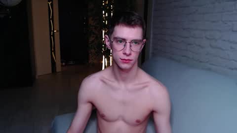 Alfie online show from November 1, 2025, 2:19 pm