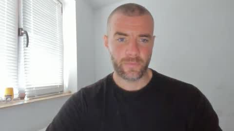 alfiesolomons87 online show from October 23, 2025, 12:15 pm