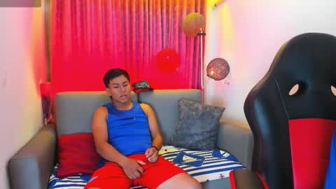 alfon_seb online show from November 29, 2025, 6:55 pm