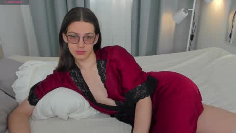 Alfreda online show from June 4, 2026, 11:16 am