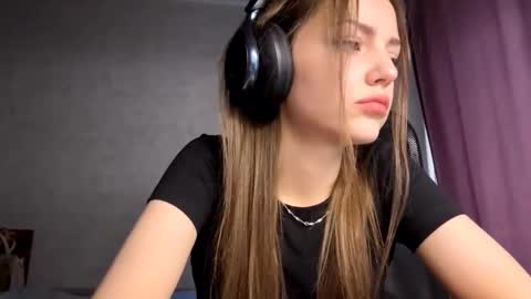 Snapshot of alfrediamordino chatting on October 12, 2025, 8:13 am Alice online show from October 12, 2025, 8:13 am