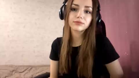 Snapshot of alfrediamordino chatting on October 18, 2025, 8:37 am Alice online show from October 18, 2025, 8:37 am