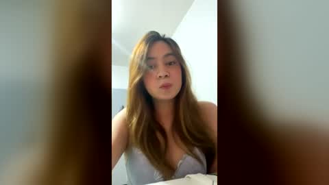 Snapshot of aliaaah chatting on June 17, 2026, 6:42 pm aliaaah online show from June 17, 2026, 6:42 pm