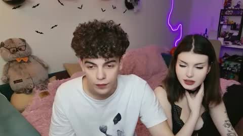 alice and james online show from October 12, 2025, 6:29 pm