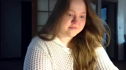 alice8989 online show from September 22, 2025, 4:47 am