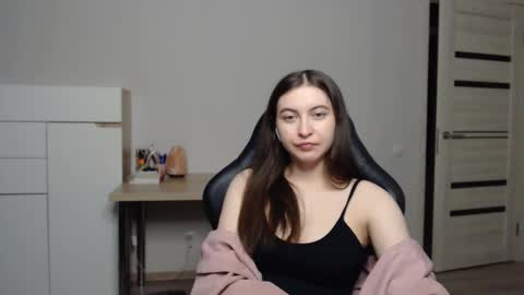 Alice online show from March 5, 2025, 11:49 pm