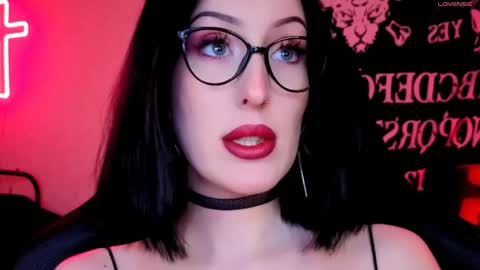 Miss Alice online show from May 3, 2026, 11:44 pm