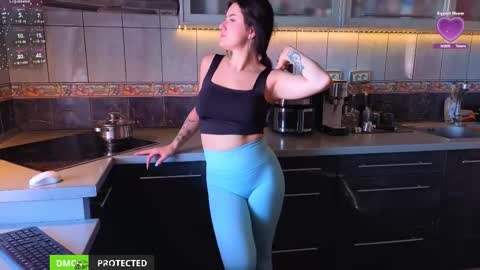 Snapshot of alice_bane chatting on October 29, 2025, 9:44 am A R Y A  T I A online show from October 29, 2025, 9:44 am