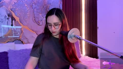 Mey online show from November 9, 2025, 11:58 pm