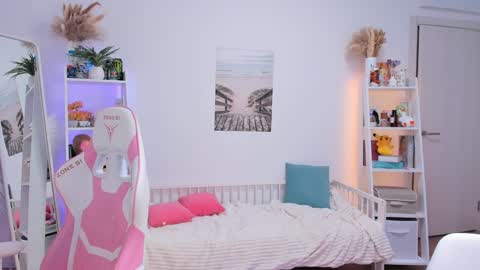 Alichery online show from February 8, 2025, 9:46 am