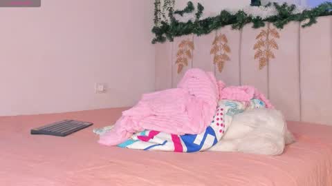 ALICE    Alice guzman online show from November 18, 2025, 9:08 pm