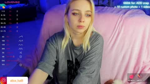 alice_halle online show from December 16, 2024, 6:43 am