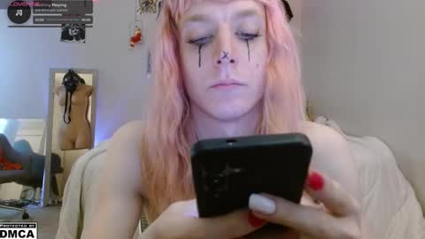 Alice Hatchette online show from October 30, 2025, 2:18 pm