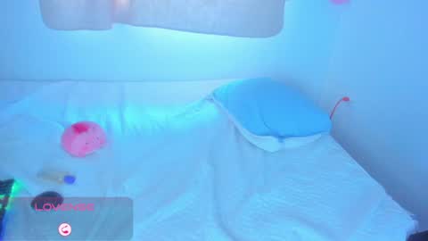 Snapshot of alice_lacroux chatting on December 12, 2024, 5:59 pm Alice online show from December 12, 2024, 5:59 pm