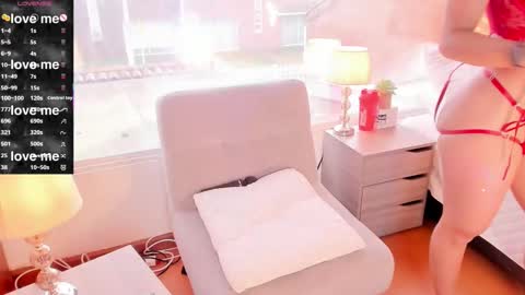 Alice  online show from October 6, 2025, 9:12 pm