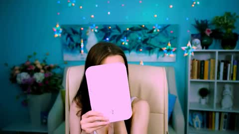 alice_lice online show from October 13, 2025, 8:14 am