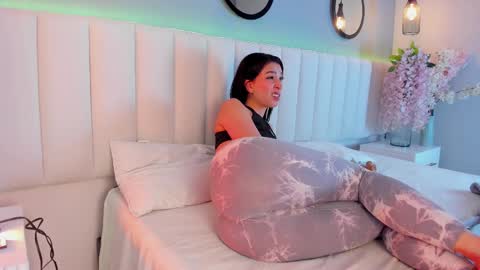 alice_lodge online show from March 12, 2025, 9:23 am