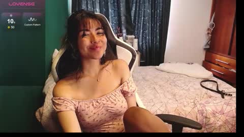 Alice online show from December 2, 2025, 3:40 pm