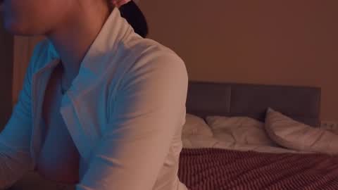 Alice online show from September 14, 2025, 1:38 am