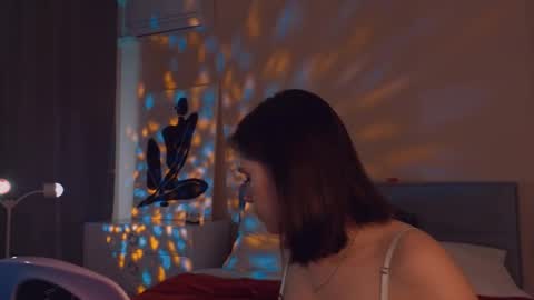 Alice online show from September 24, 2025, 9:45 am