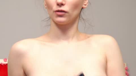 Snapshot of alice_munro chatting on February 7, 2025, 7:49 pm AliceMunro online show from February 7, 2025, 7:49 pm