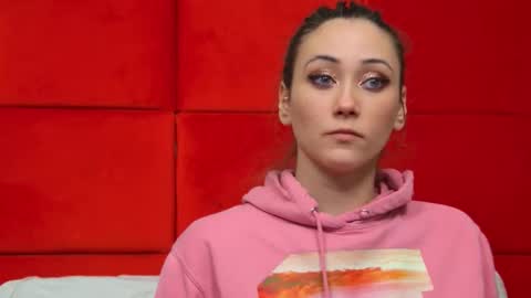 Snapshot of alice_munro chatting on February 27, 2025, 6:42 pm AliceMunro online show from February 27, 2025, 6:42 pm