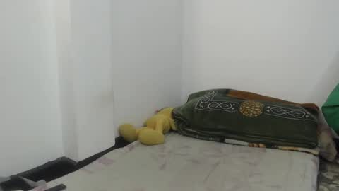 Alicia Aldara online show from February 25, 2026, 1:54 pm