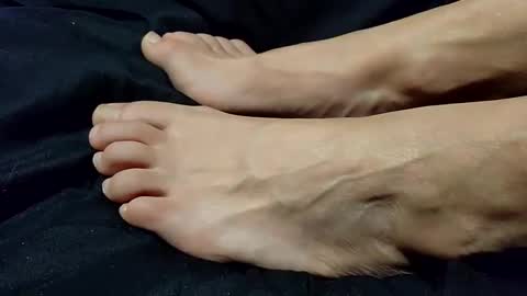 alice_queen_feet online show from January 2, 2025, 8:46 pm